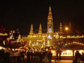 Bécsi karácsonyi vásár - Advent Bécsben - Adventbecsben.hu